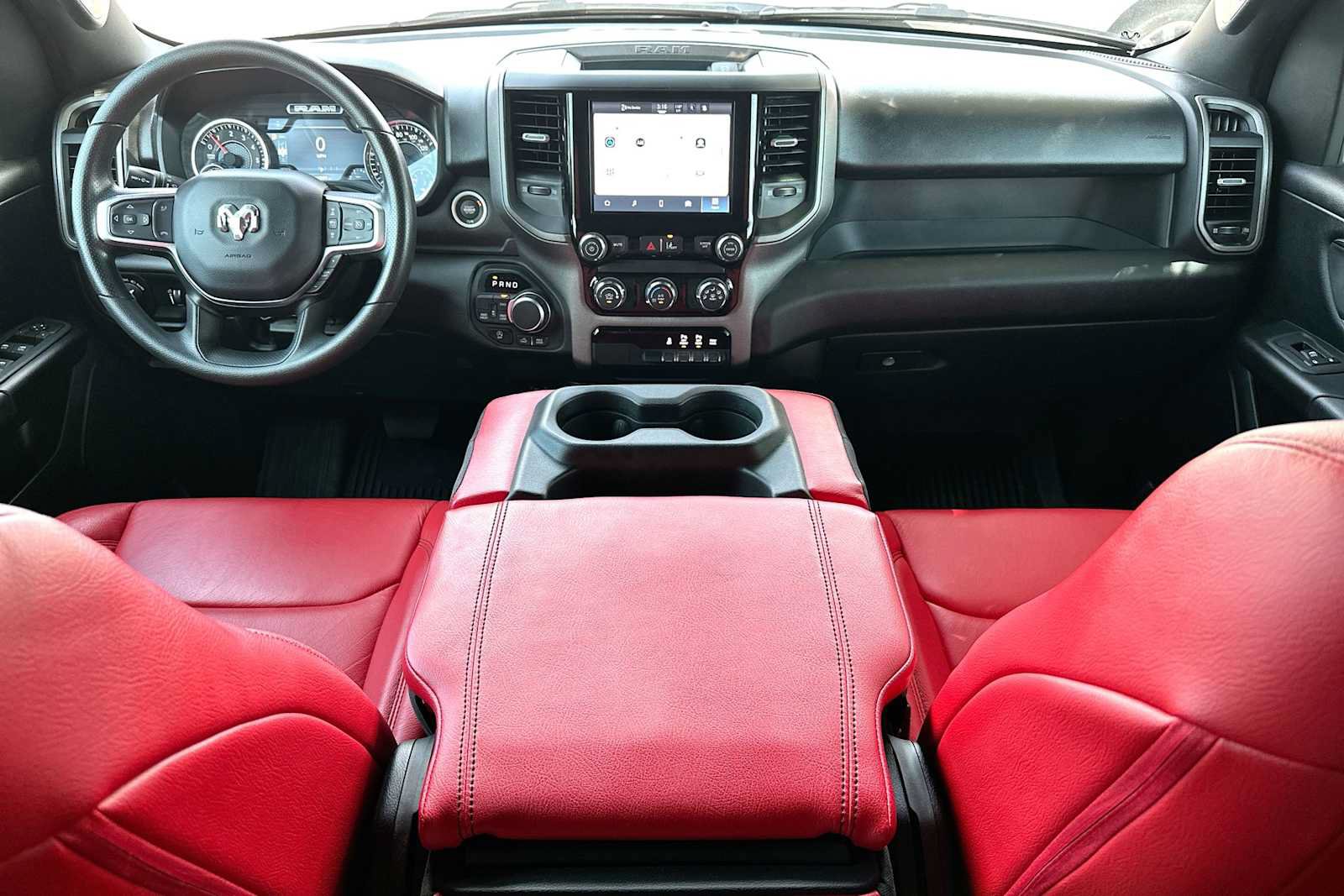 Used 2025 RAM 1500 Warlock AWD/4WD image 25