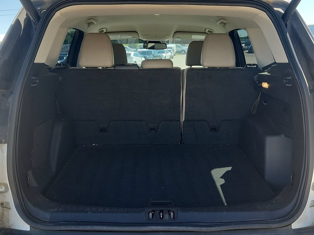 Used 2017 Ford Escape Titanium w/ Equipment Group 301A AWD/4WD image 22