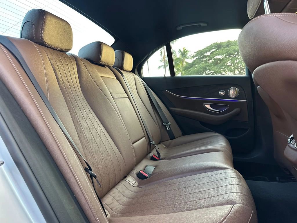 Used 2017 Mercedes-Benz E 300 image 12