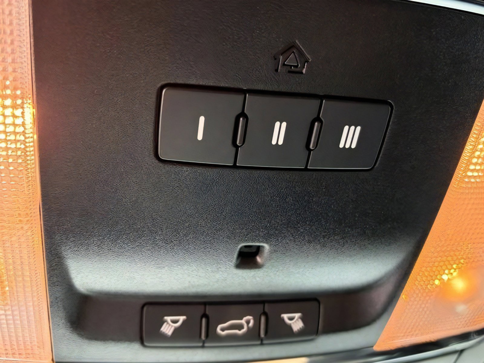 Used 2020 Jeep Grand Cherokee Altitude image 29