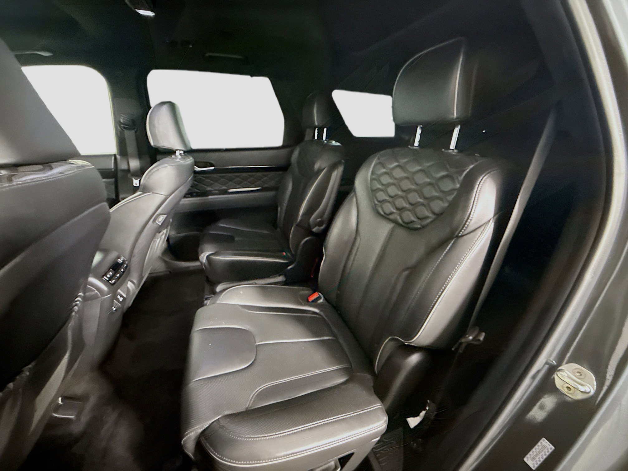 Used 2021 Hyundai Palisade Calligraphy w/ Cargo Package image 25