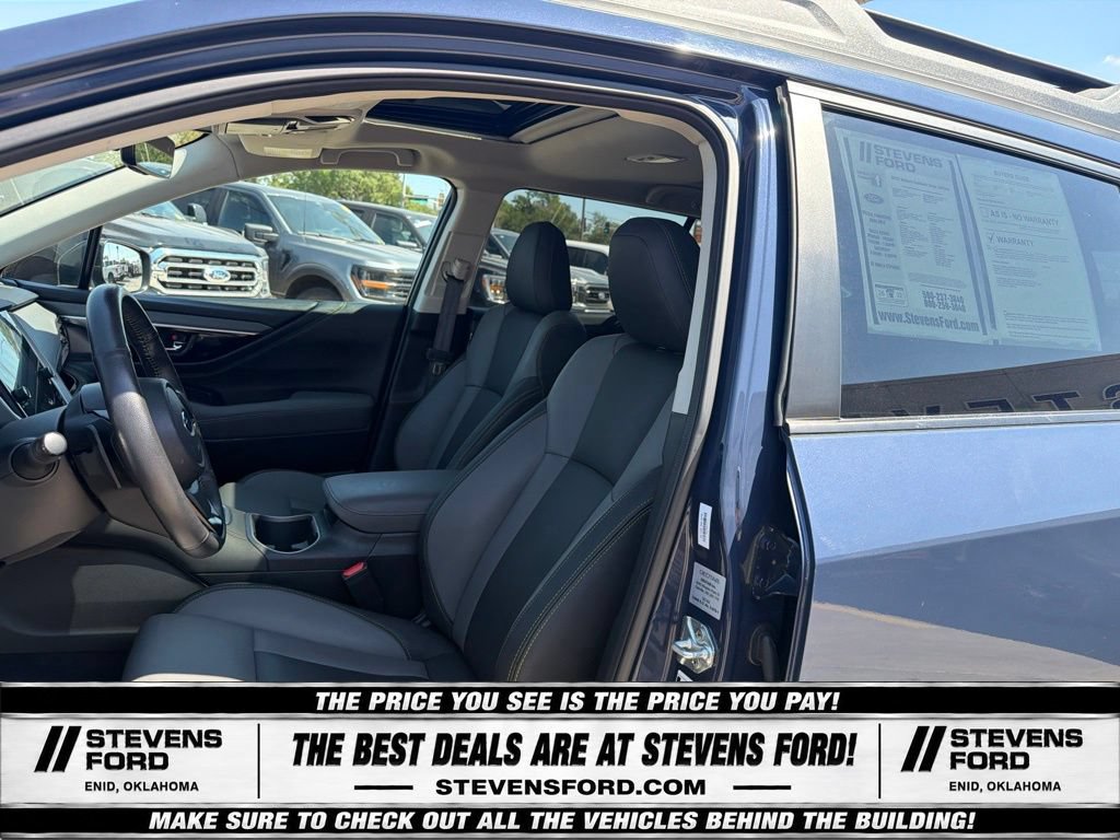 Used 2025 Subaru Outback Onyx Edition AWD/4WD image 14