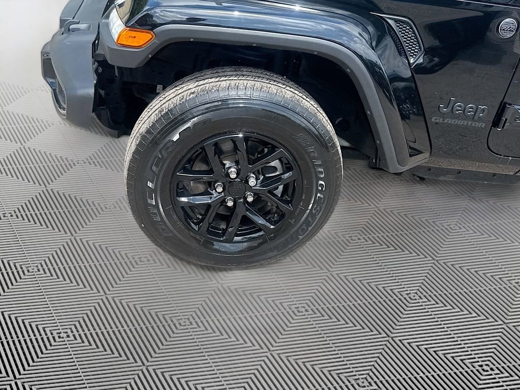 Used 2022 Jeep Gladiator Sport image 34