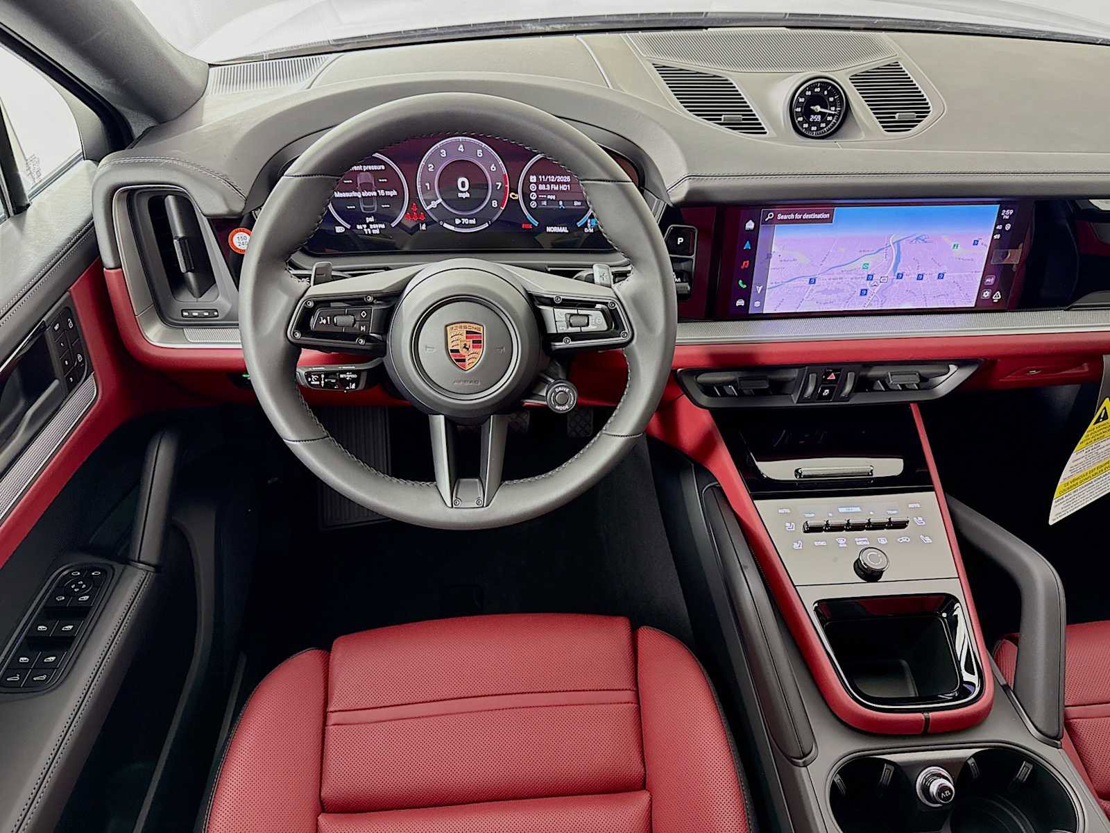 New 2026 Porsche Cayenne image 25