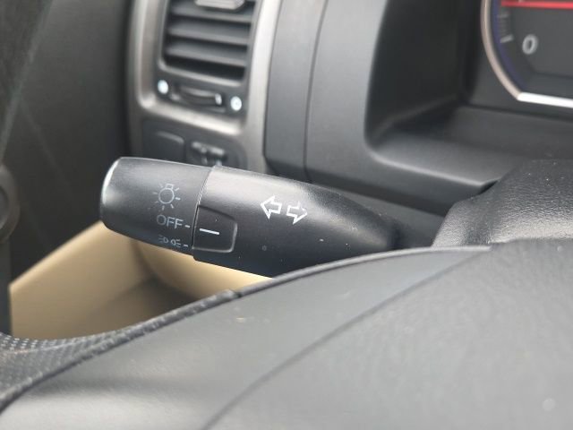 Used 2011 Honda CR-V LX image 30
