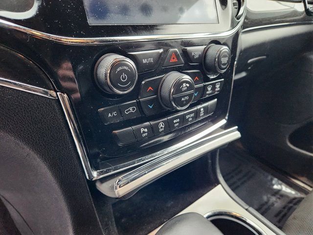Used 2019 Jeep Grand Cherokee Trailhawk image 16