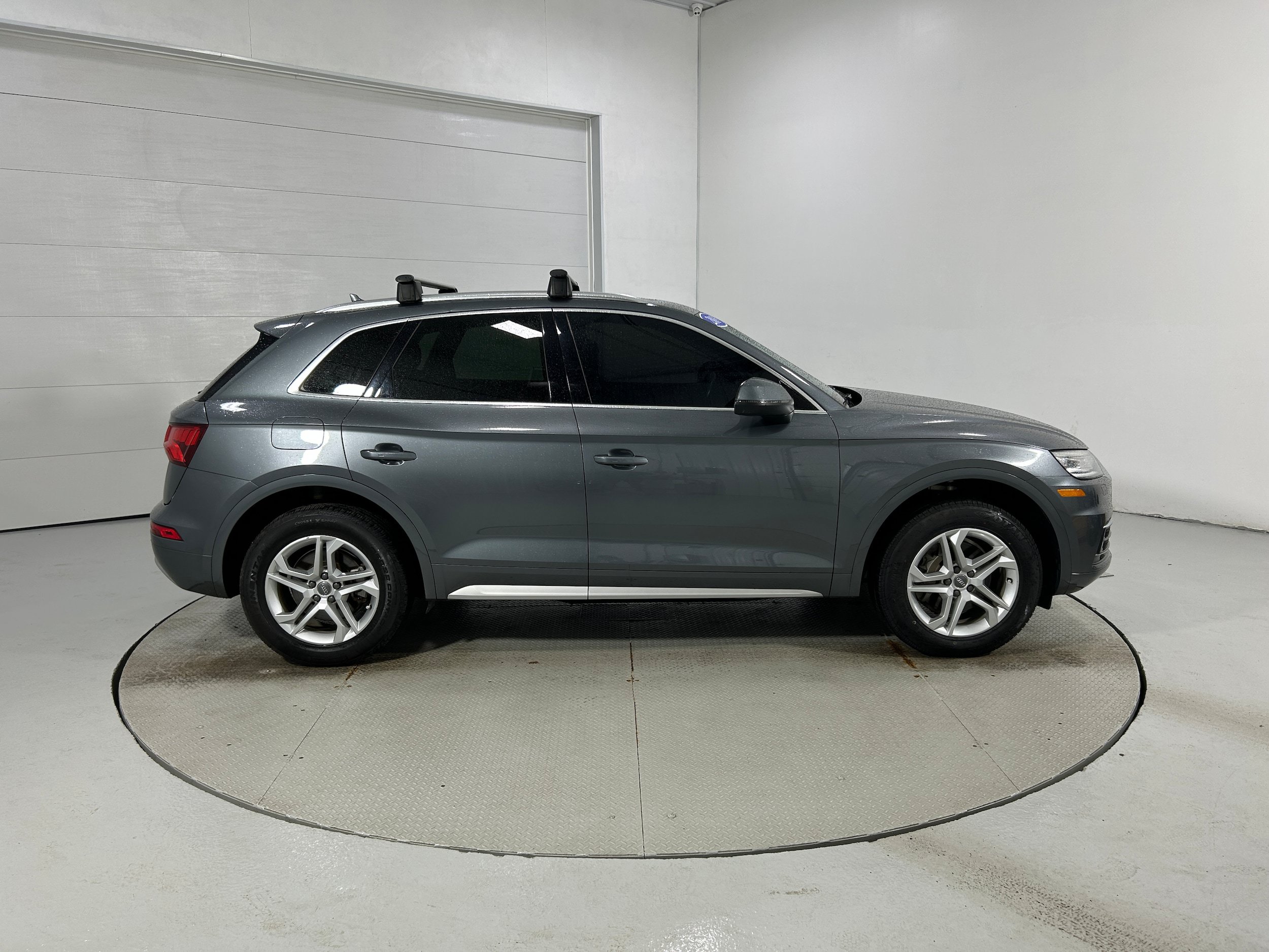 Used 2019 Audi Q5 2.0T Premium w/ Convenience Package AWD/4WD image 38