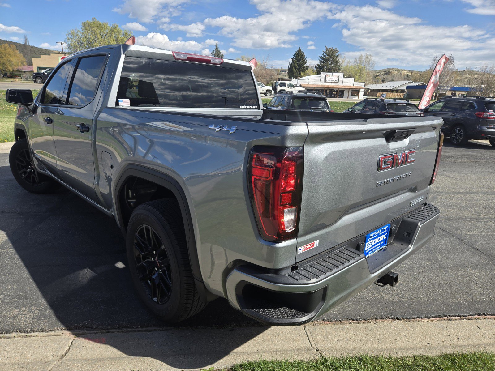 Used 2024 GMC Sierra 1500 Elevation AWD/4WD image 5