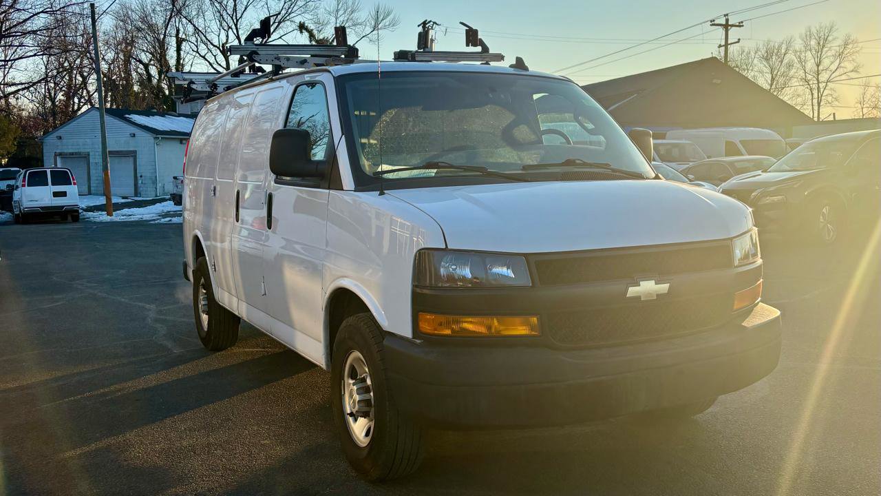 Used 2022 Chevrolet Express 2500 RWD 2500 135 w/ Driver Convenience Package image 4
