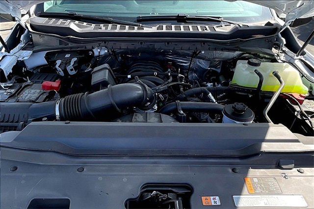 Used 2024 Ford F450 XL w/ XL Chrome Package image 10