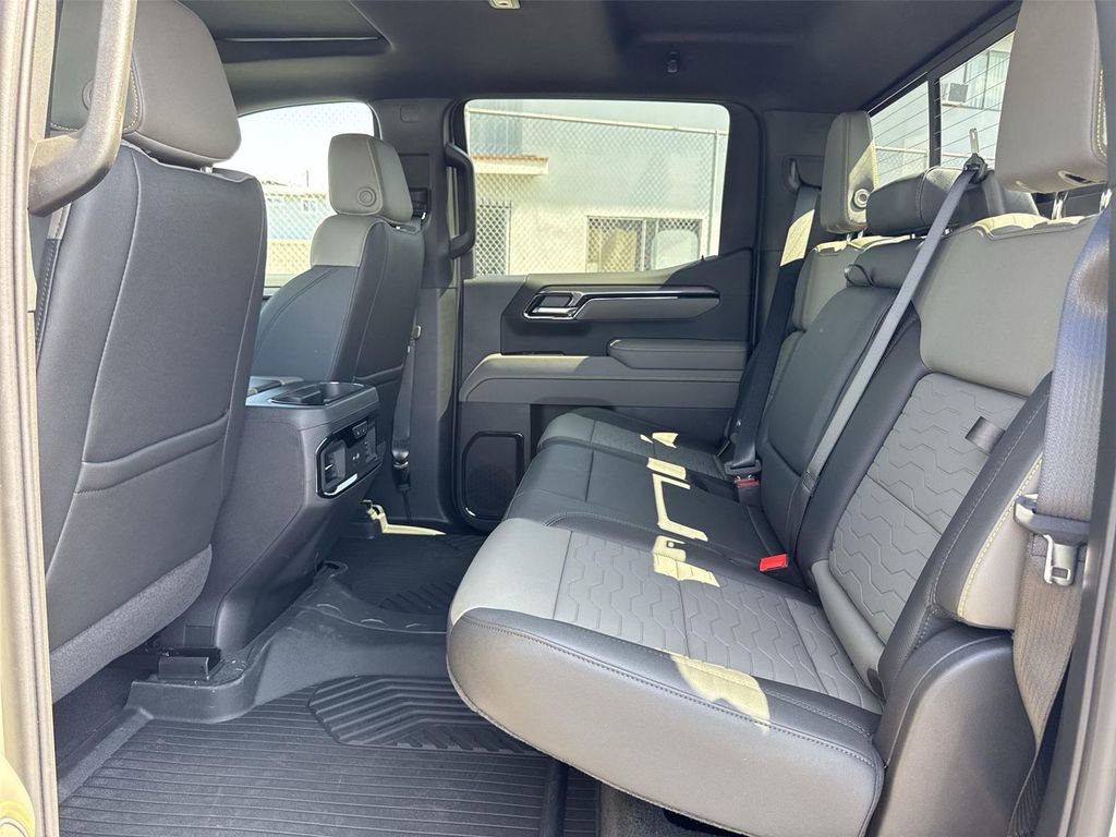 New 2026 Chevrolet Silverado 1500 ZR2 w/ ZR2 Bison Edition AWD/4WD image 27