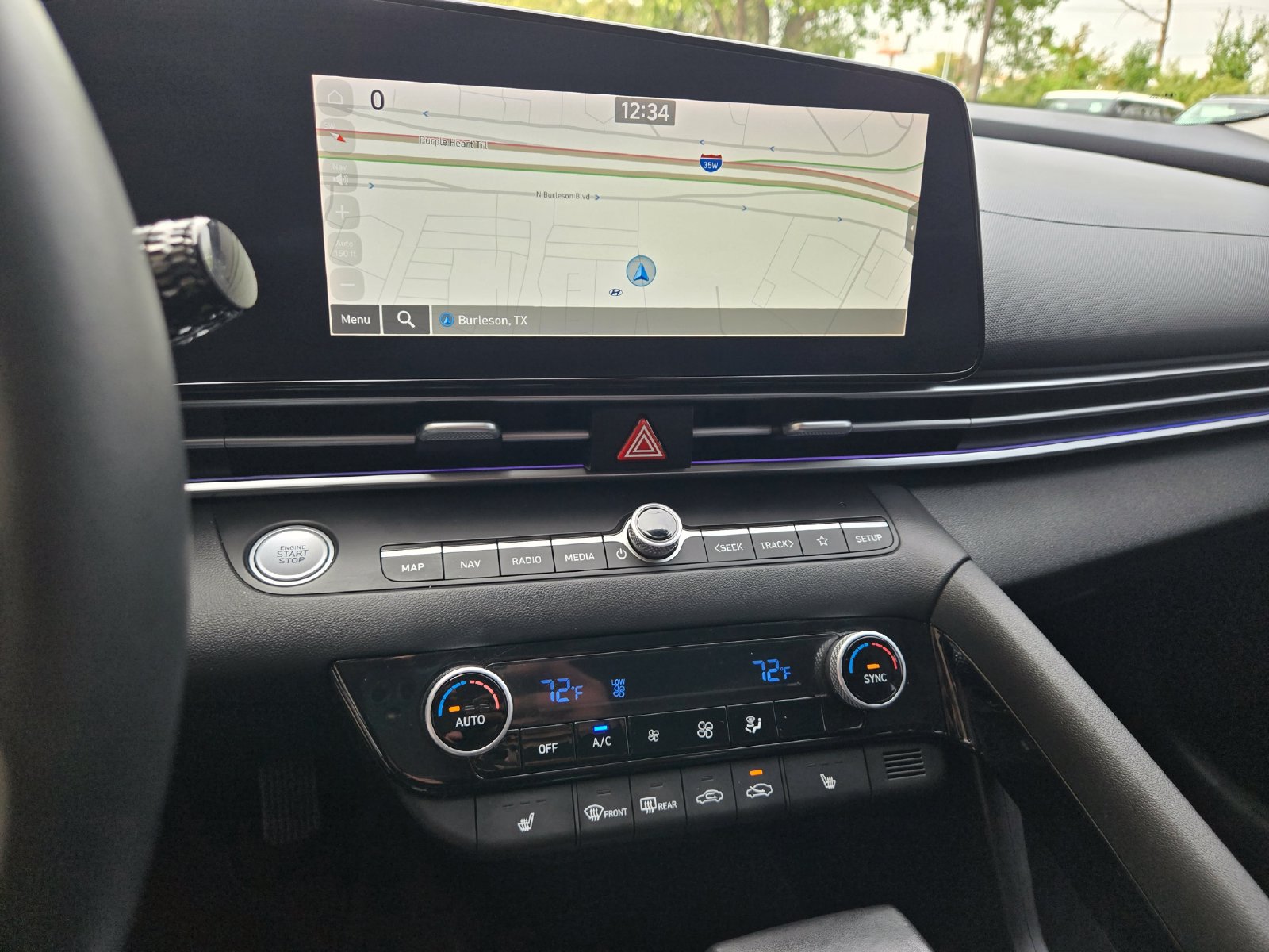 Used 2023 Hyundai Elantra Limited FWD image 15