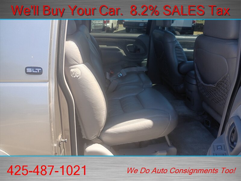 Used 1999 GMC Suburban 2500 AWD/4WD image 23