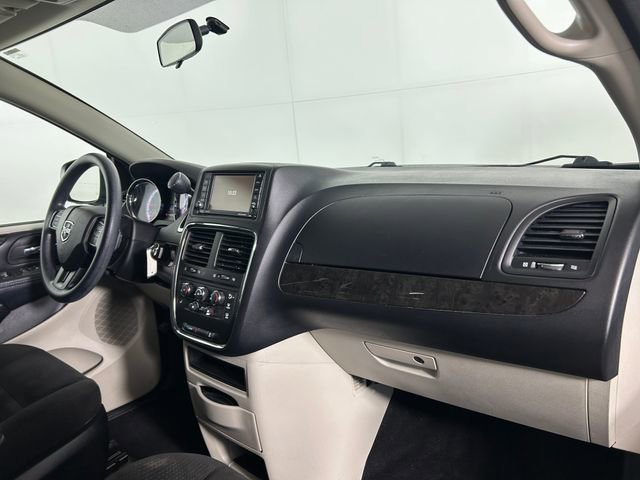 Used 2017 Dodge Grand Caravan SE w/ Power Window Group image 28