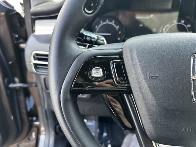 Certified 2022 Lincoln Corsair AWD w/ Equipment Group 101A image 27