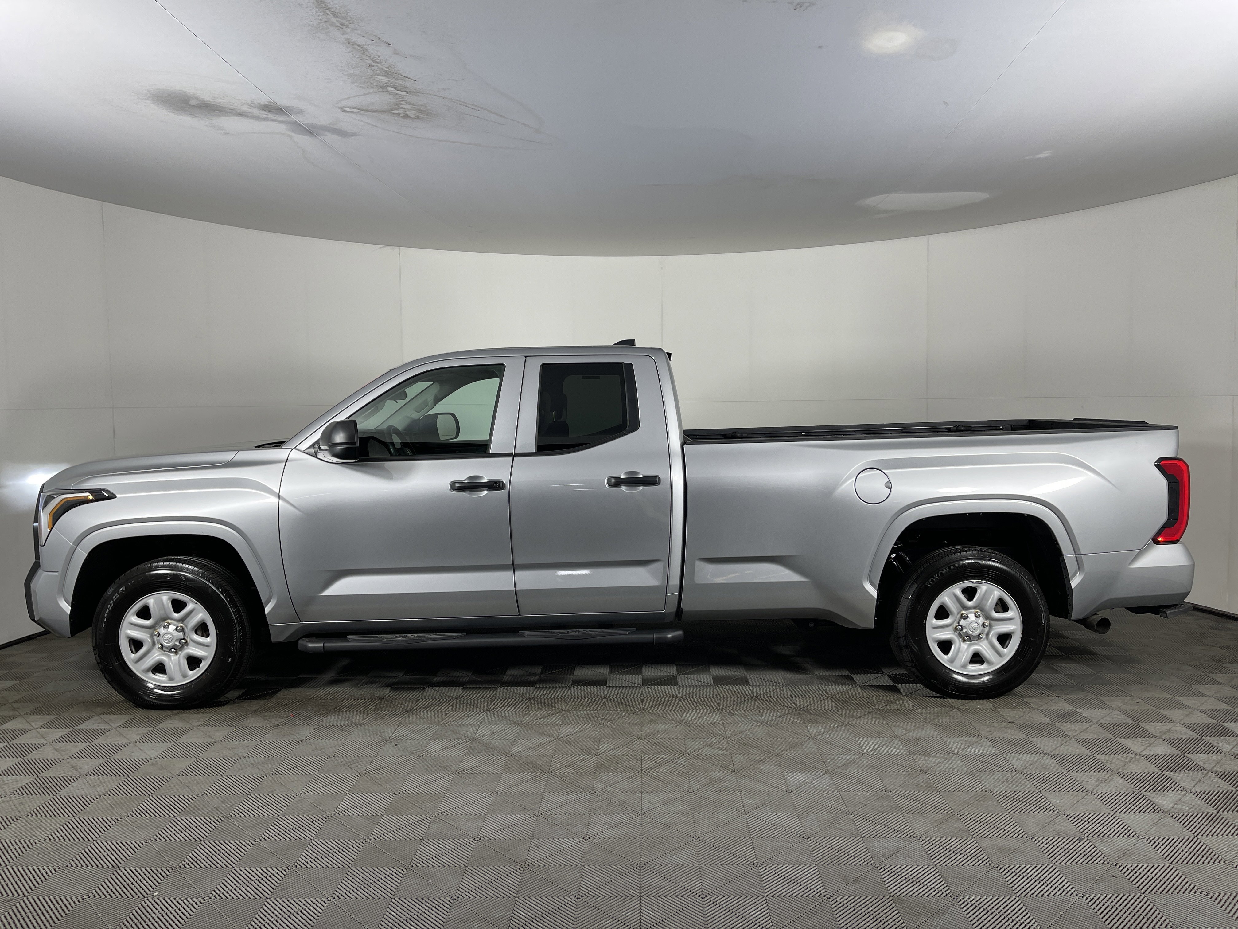 Used 2024 Toyota Tundra SR image 3