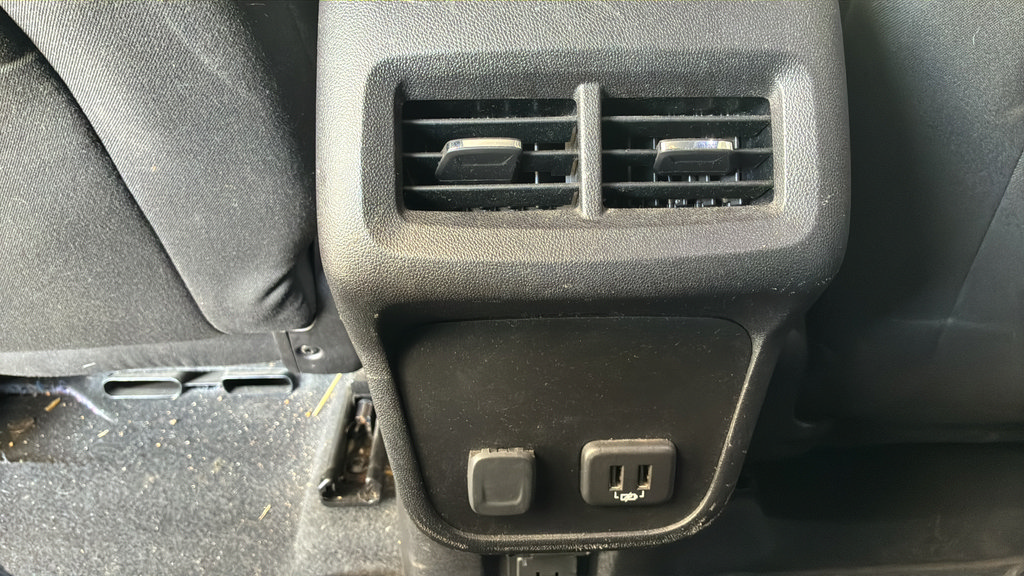 Used 2018 Chevrolet Equinox LT w/ Sun & Infotainment Package FWD image 26