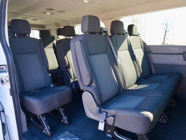 Used 2023 Ford Transit 350 XLT image 10