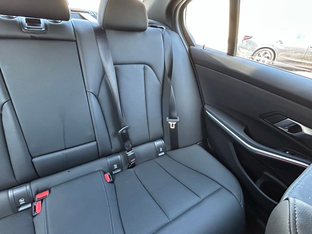 Used 2025 BMW 330i xDrive 330i xDrive image 14