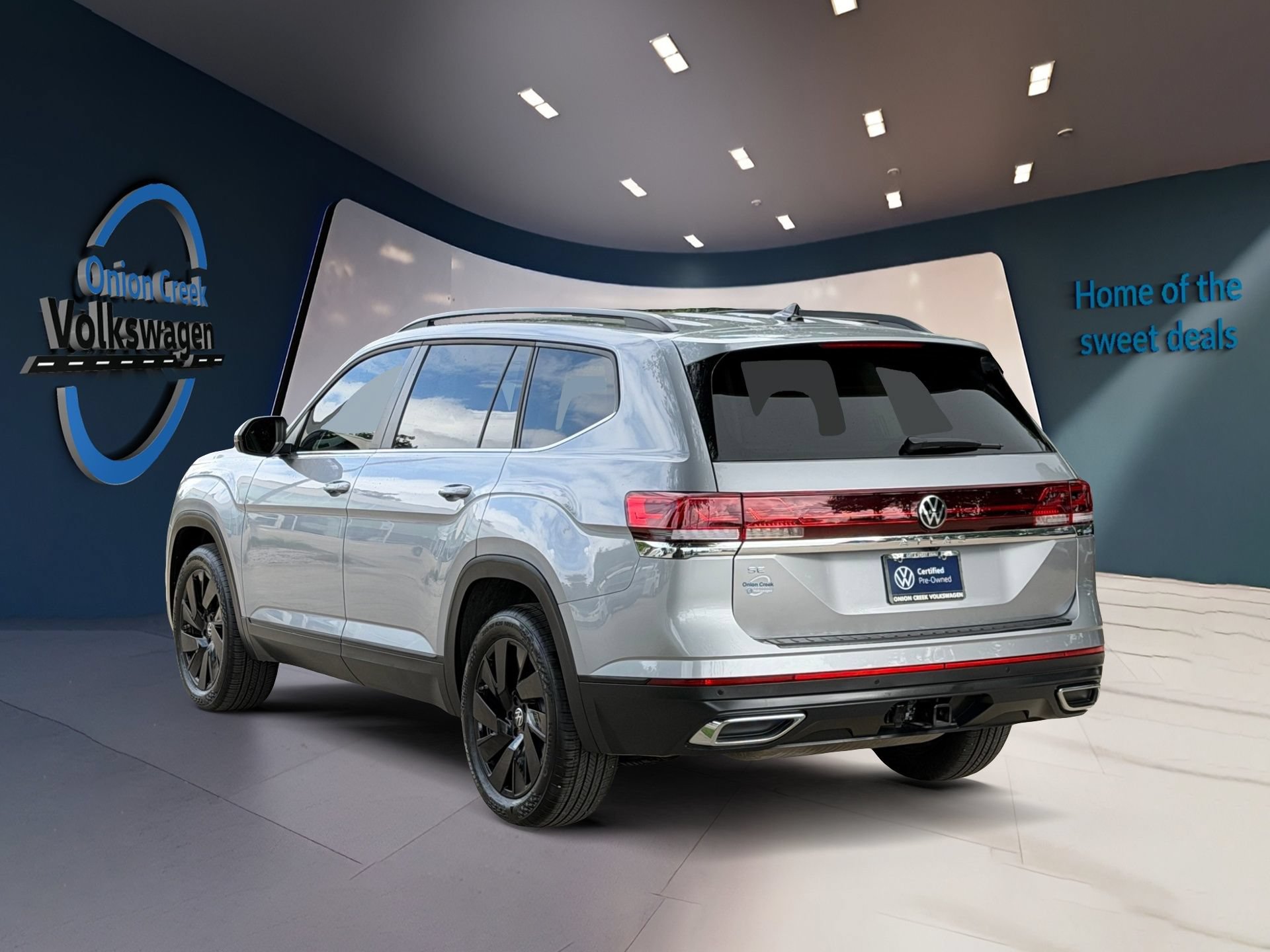 Certified 2026 Volkswagen Atlas SE FWD image 7