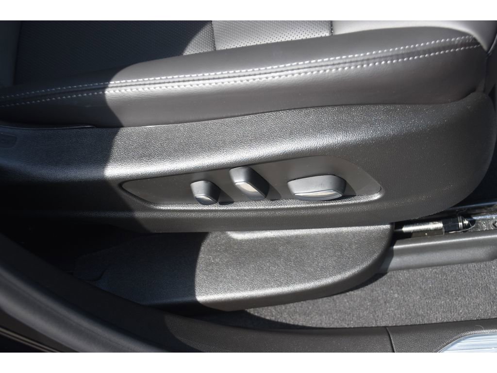New 2025 Cadillac XT5 Premium Luxury w/ LPO, Floor Liner Package image 31