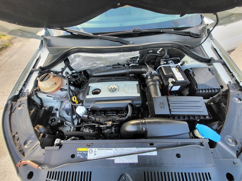 Used 2013 Volkswagen Tiguan SE FWD image 33