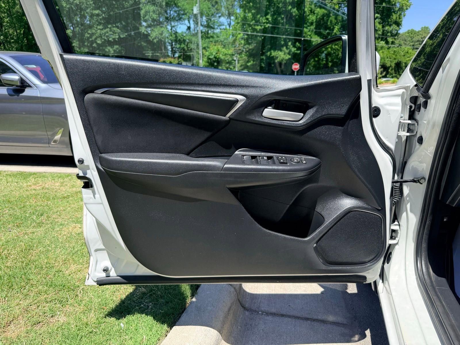 Used 2019 Honda Fit LX image 15