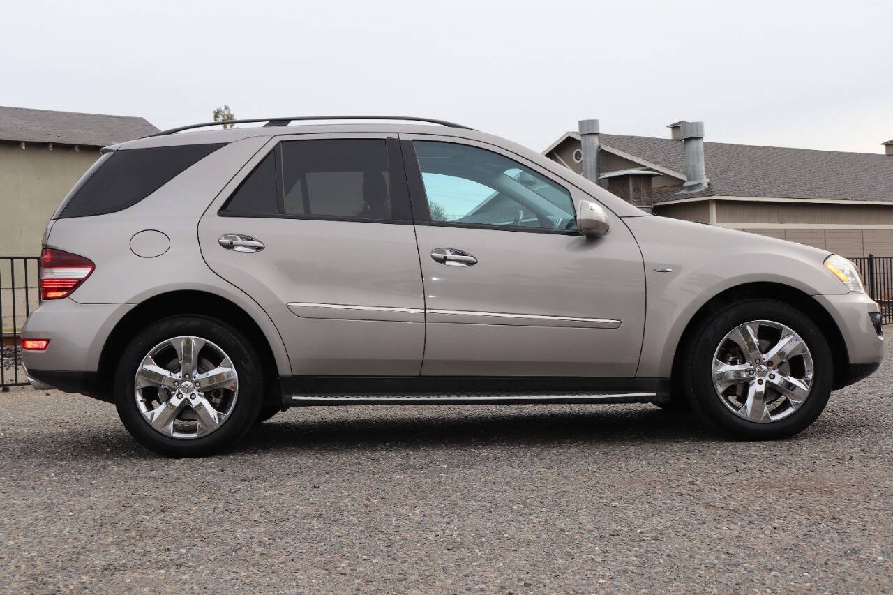 Used 2009 Mercedes-Benz ML 320 BlueTEC 4MATIC image 4