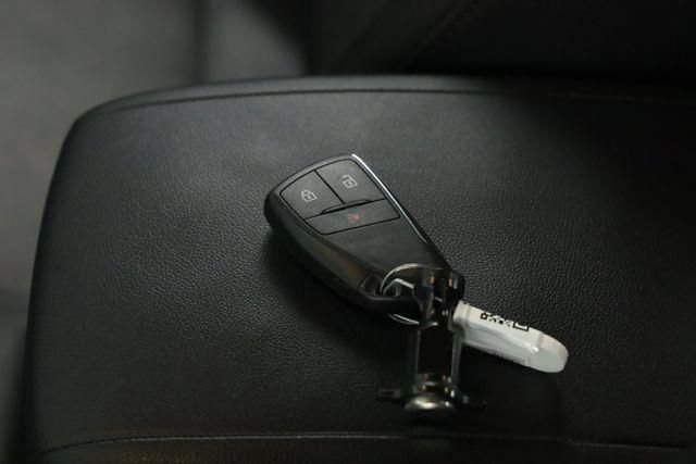Used 2025 Chevrolet Colorado Trail Boss AWD/4WD image 35