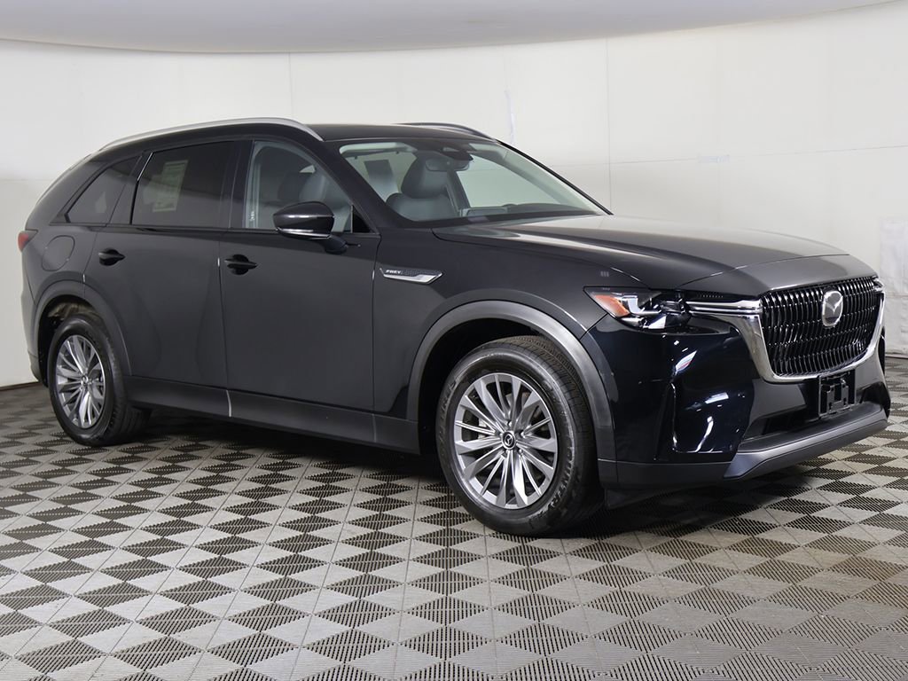 Used 2024 MAZDA CX-90 Plug-In Hybrid w/ Preferred AWD/4WD image 2