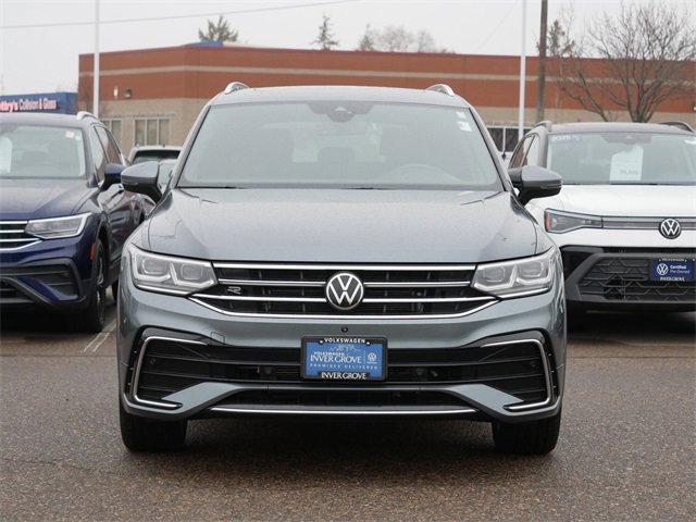 Used 2022 Volkswagen Tiguan SEL R-Line image 2