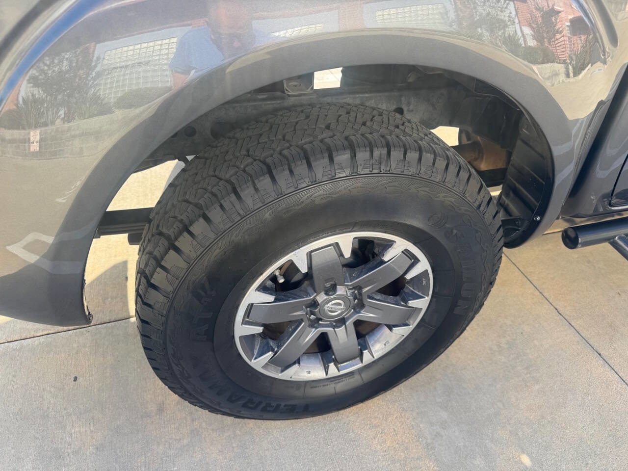 Used 2018 Nissan Frontier PRO-4X AWD/4WD image 12
