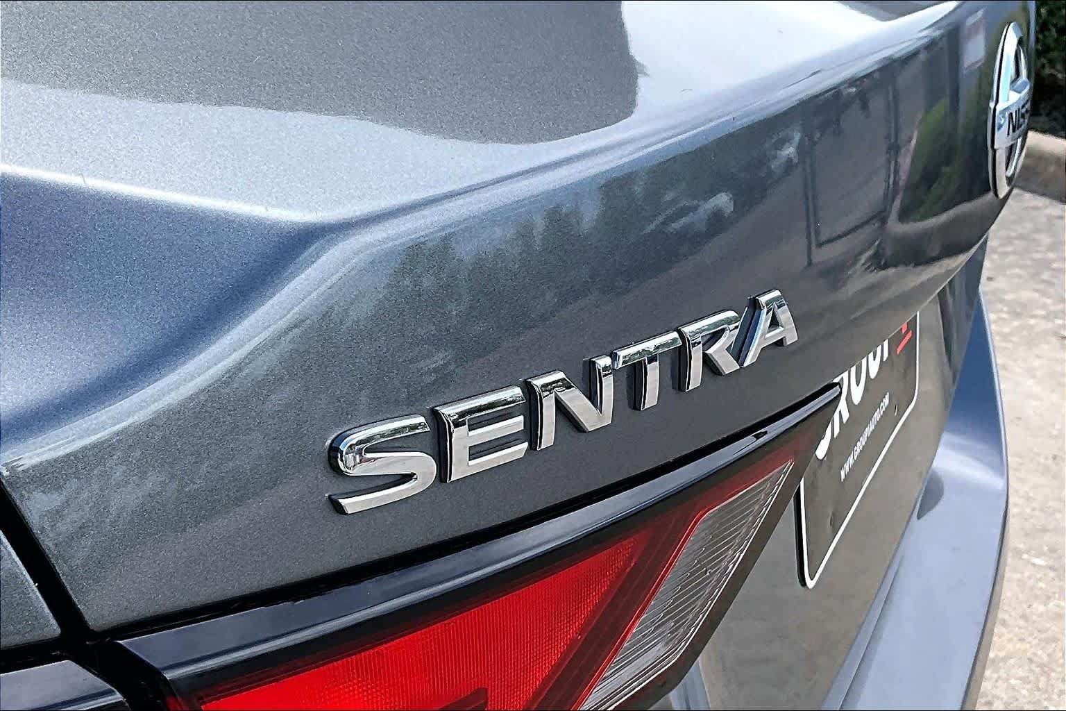 Used 2020 Nissan Sentra SV w/ SV Premium Package FWD image 31