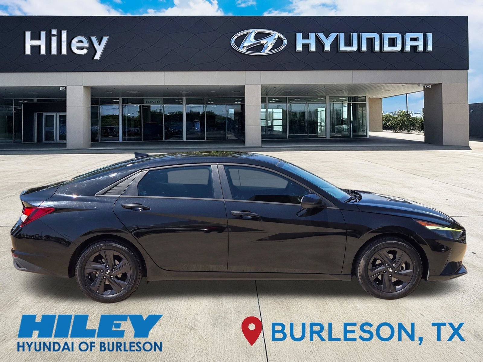 Used 2021 Hyundai Elantra SEL FWD image 3