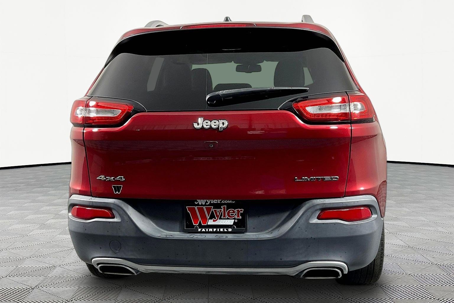 Used 2017 Jeep Cherokee Limited image 5