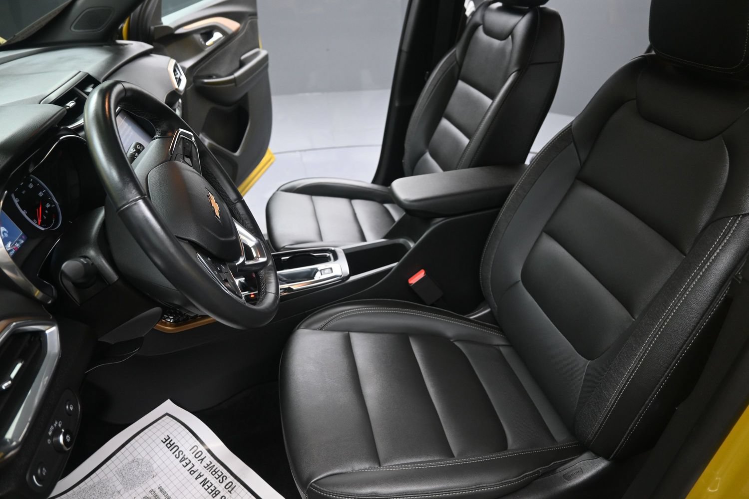 Used 2023 Chevrolet TrailBlazer ACTIV w/ Technology Package AWD/4WD image 17