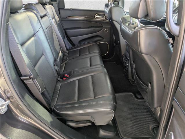 Used 2019 Jeep Grand Cherokee Overland w/ Interior Metal Package RWD image 20