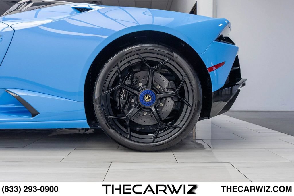 Used 2024 Lamborghini Huracan EVO AWD/4WD image 17