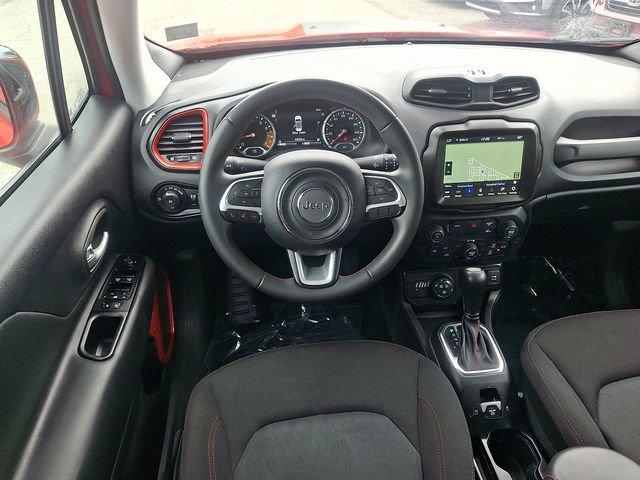 Used 2023 Jeep Renegade Trailhawk AWD/4WD image 11