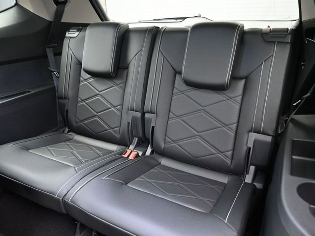 New 2026 Volkswagen Atlas SE image 10