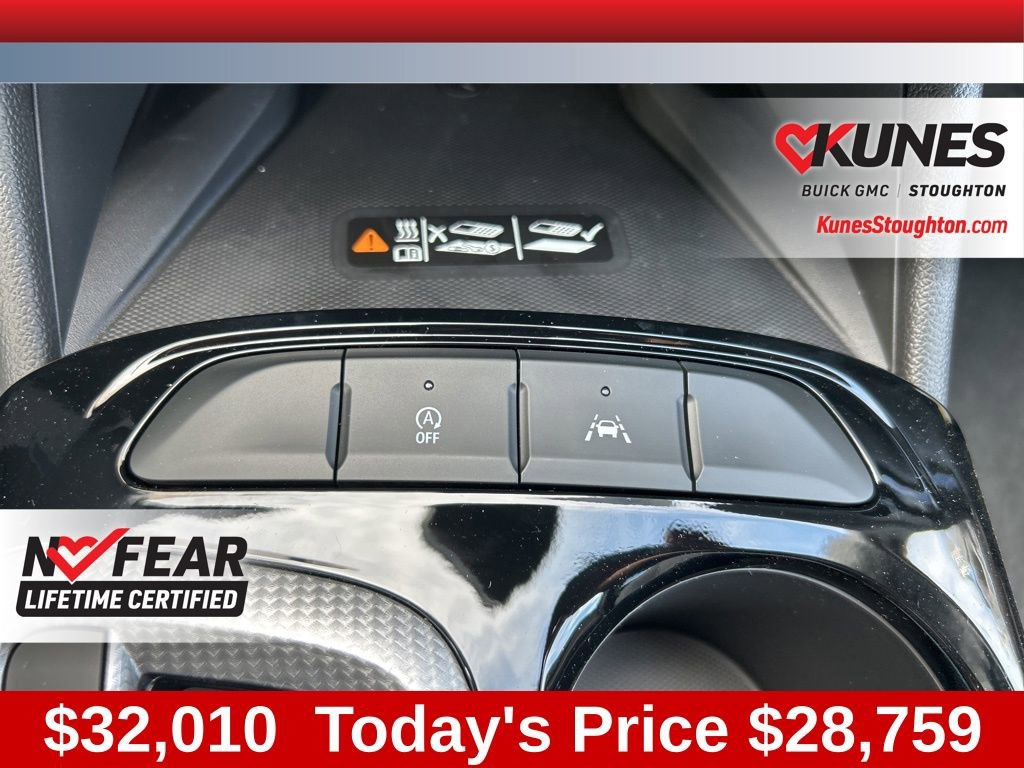 New 2025 Buick Envista Avenir image 36