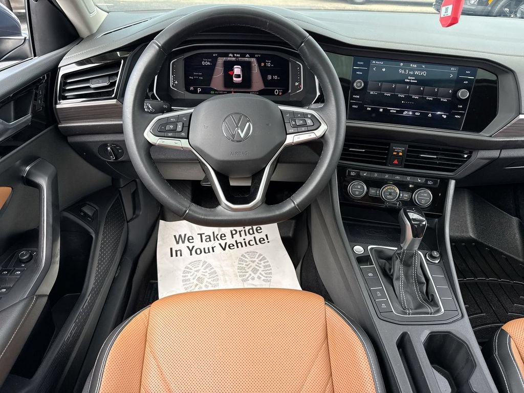 Used 2022 Volkswagen Jetta SEL FWD image 14