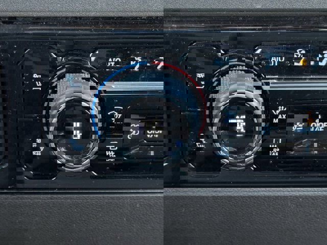 Used 2025 Chevrolet Silverado 1500 LT image 20