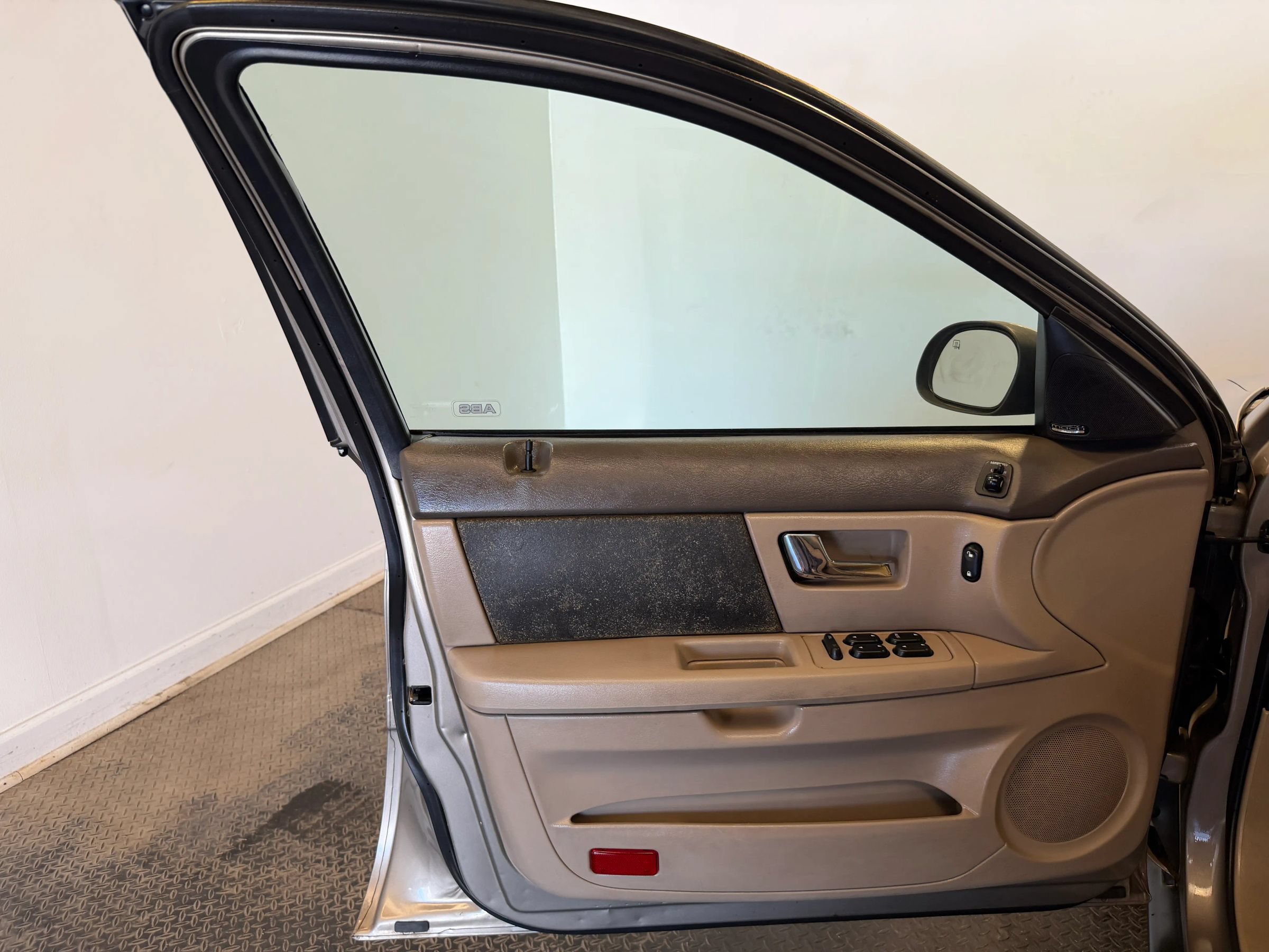 Used 2002 Mercury Sable LS Premium FWD image 9