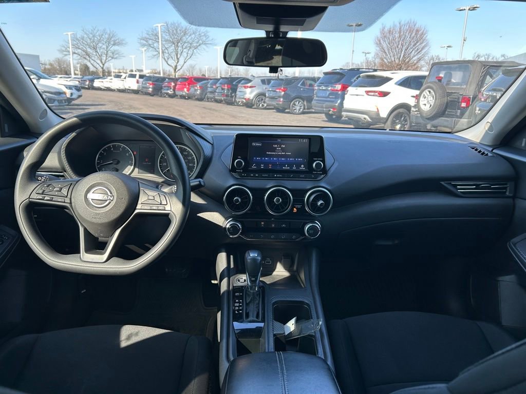 Used 2024 Nissan Sentra S image 9