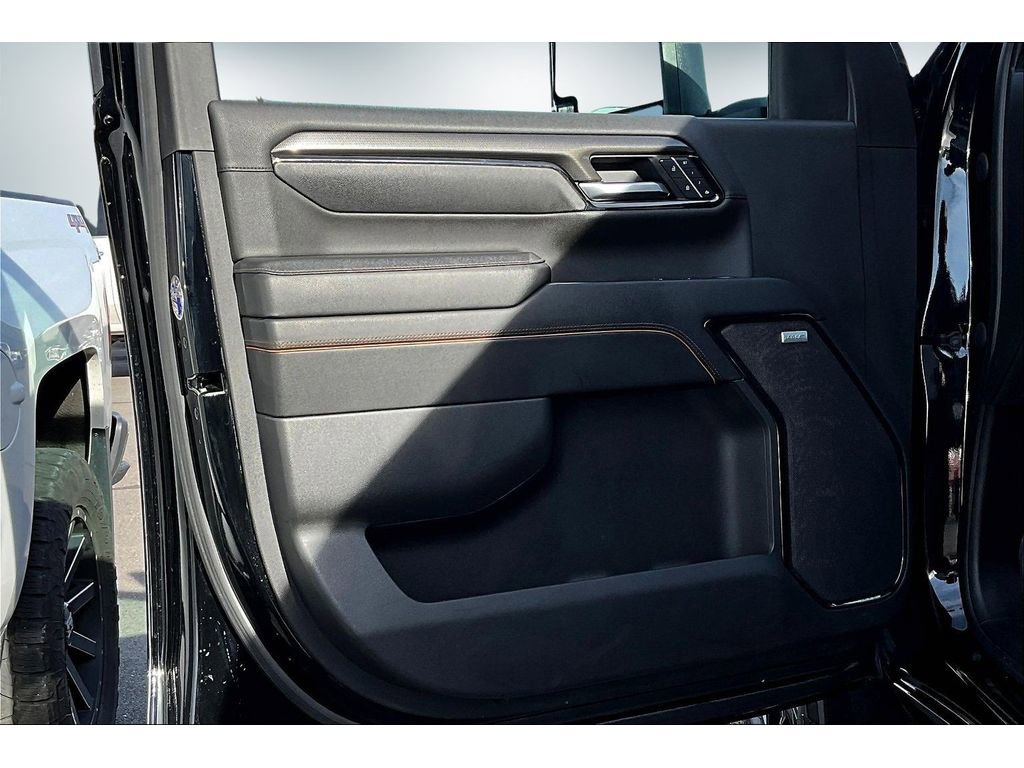 Used 2024 GMC Sierra 2500 AT4 w/ AT4 Premium Plus Package image 21