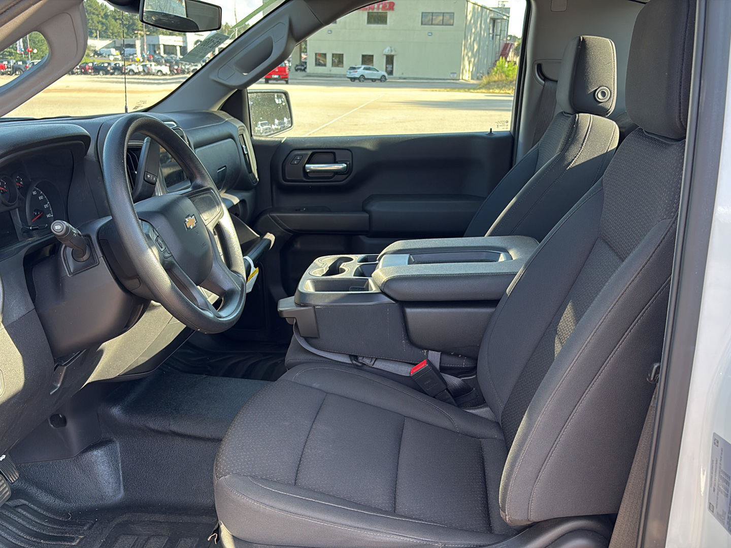 Used 2025 Chevrolet Silverado 1500 W/T RWD image 8