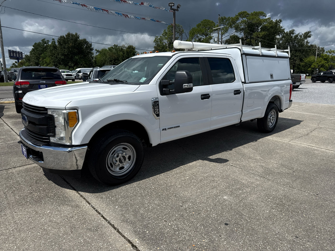 Used 2017 Ford F250 XL w/ Power Equipment Group image 2