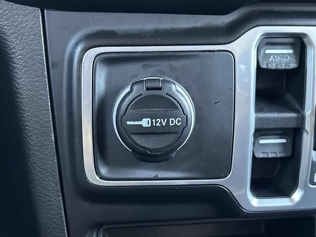 Used 2018 Jeep Wrangler Unlimited Sport S AWD/4WD image 26