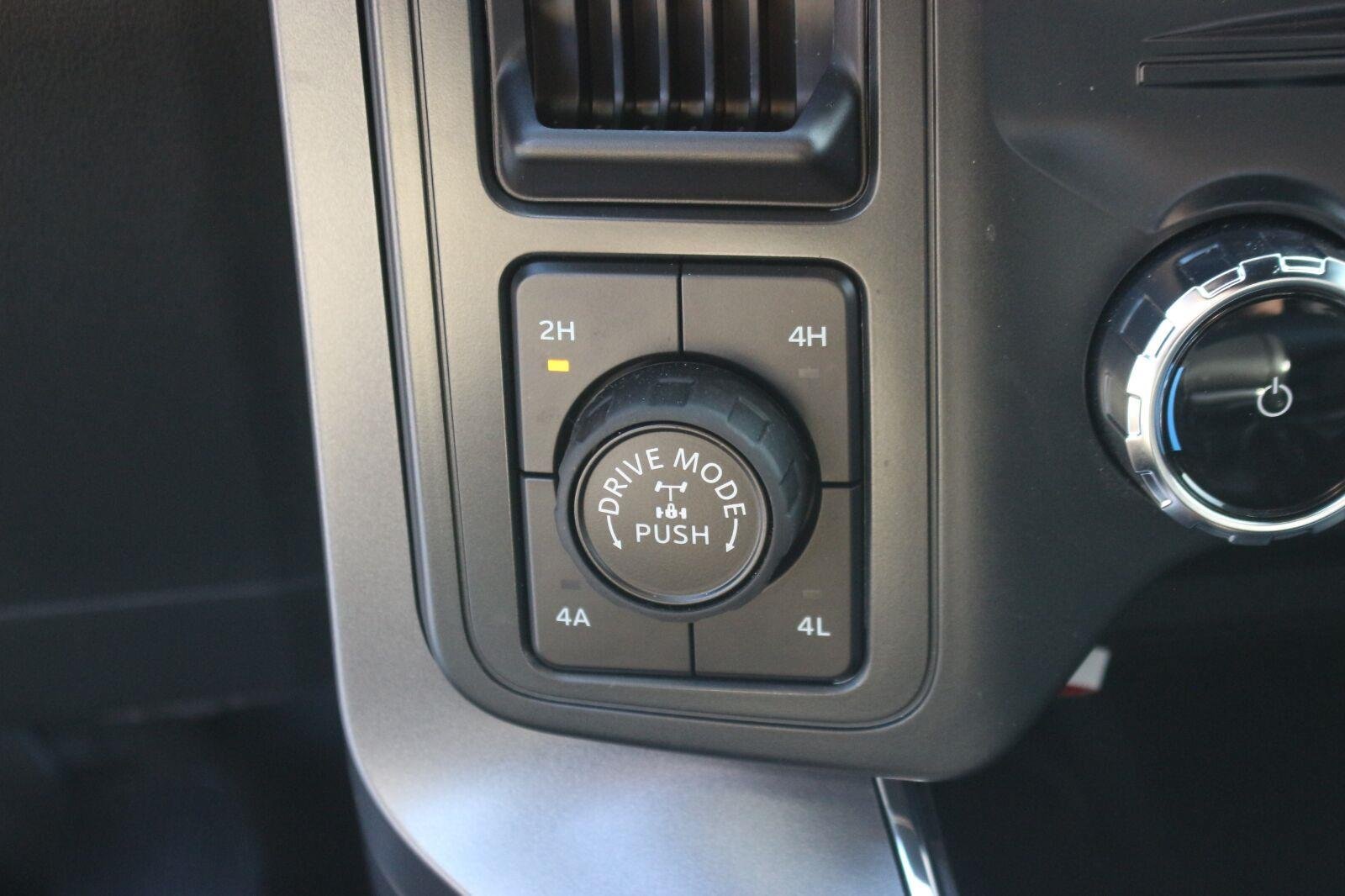 Used 2026 Ford F150 Lariat w/ Equipment Group 501A Mid AWD/4WD image 30